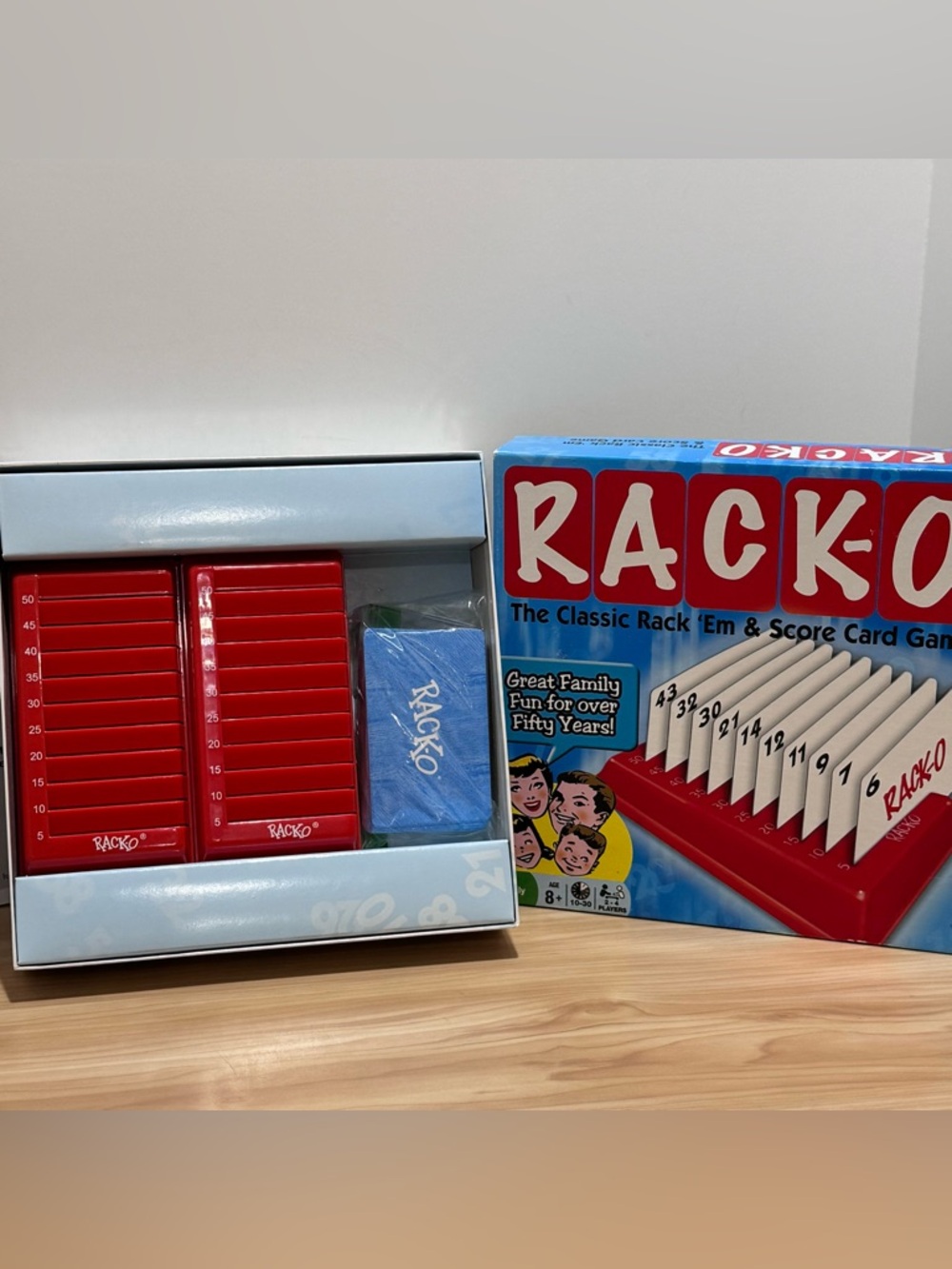 Rack-O Retro Game Games USA Classic Tabletop Game Family Game 2010 Complete Set - Picture 8 of 16